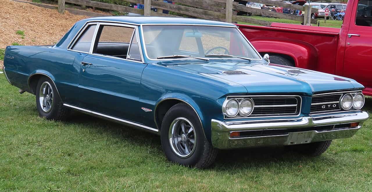 histoire de la Pontiac GTO 1964 premier muscle car