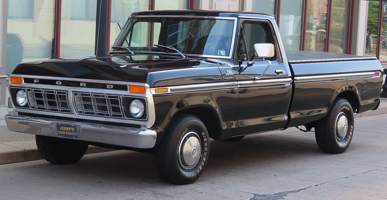 Ford F100 pick-up ancien fiche et prix