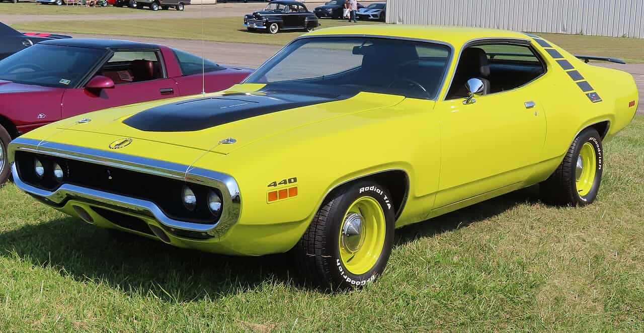 plymouth road runner